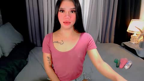 Snapshot of crytastal_lust1212 chatting on November 2025 08:46:02 AM bea takashi online show from November 2025 08:46:02 AM