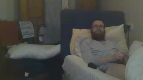 Snapshot of cs014g8493 chatting on February 2025 01:09:01 AM chris online show from February 2025 01:09:01 AM