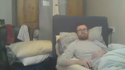 Snapshot of cs014g8493 chatting on November 2025 12:54:01 AM chris online show from November 2025 12:54:01 AM