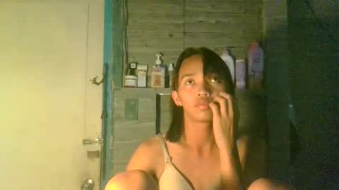 Lauren online show from November 2025 04:34:02 PM