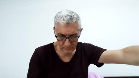 BIG UNCUT HARD COCK online show from May 2026 01:01:01 AM