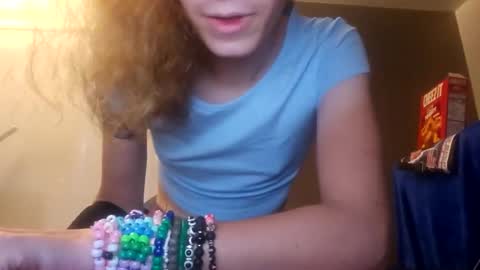 cuddleavenue online show from September 2025 10:56:02 PM