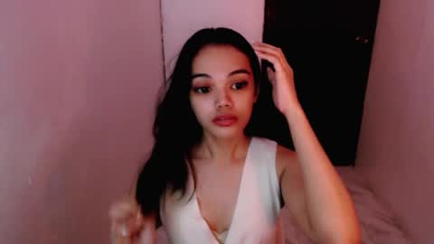 cuddlepunk_bubble online show from May 2026 07:04:01 PM
