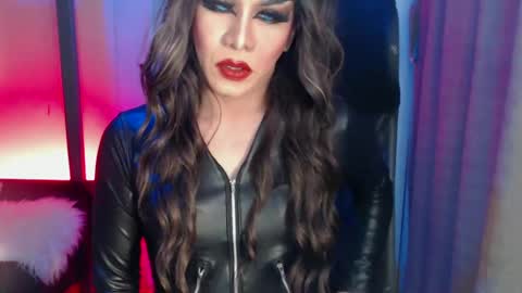 CUMMELA SLUTI online show from March 2025 08:45:01 AM