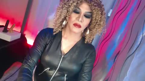 CUMMELA SLUTI online show from April 2026 05:43:02 AM