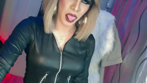 Snapshot of cum_4youbaby chatting on June 2026 03:13:02 PM CUMMELA SLUTI online show from June 2026 03:13:02 PM