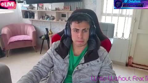Snapshot of cum_fantasy21 chatting on August 2026 04:12:02 PM online show from August 2026 04:12:02 PM