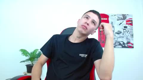 Snapshot of cumandres chatting on November 2025 02:06:02 PM cumandres online show from November 2025 02:06:02 PM