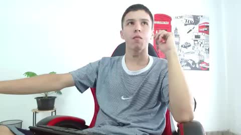 Snapshot of cumandres chatting on November 2025 01:51:01 PM cumandres online show from November 2025 01:51:01 PM