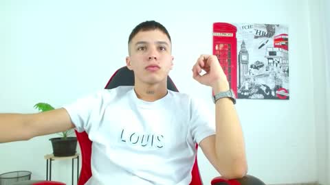 Snapshot of cumandres chatting on November 2025 02:43:02 PM cumandres online show from November 2025 02:43:02 PM