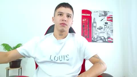 Snapshot of cumandres chatting on November 2025 02:51:01 PM cumandres online show from November 2025 02:51:01 PM