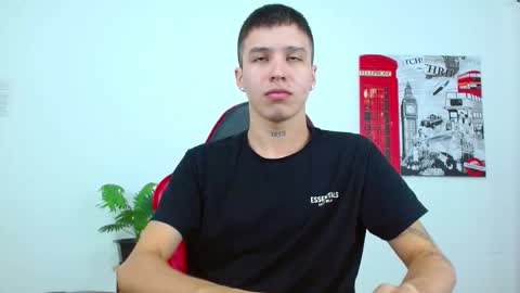 Snapshot of cumandres chatting on November 2025 01:58:01 PM cumandres online show from November 2025 01:58:01 PM