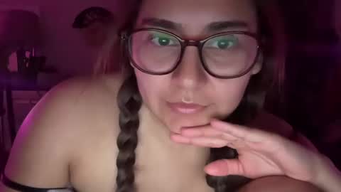 Snapshot of cumberinme chatting on March 2025 09:43:01 AM cumberinme online show from March 2025 09:43:01 AM