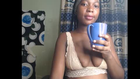 Snapshot of cumebony_petit chatting on October 2025 09:02:01 PM cumebony_petit online show from October 2025 09:02:01 PM