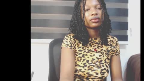 Snapshot of cumebony_petit chatting on May 2026 06:41:01 AM cumebony_petit online show from May 2026 06:41:01 AM