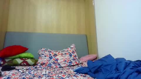 Snapshot of cummforuu chatting on February 2025 10:19:01 AM Cumms Cam online show from February 2025 10:19:01 AM