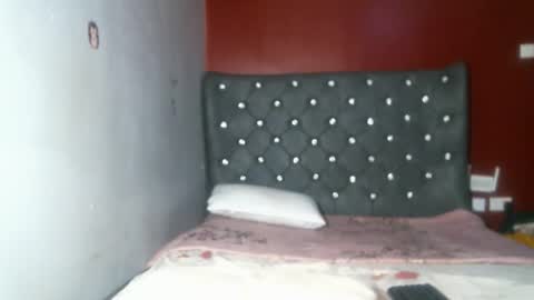 Snapshot of cumslayer19 chatting on September 2025 01:29:01 AM Shiiro online show from September 2025 01:29:01 AM