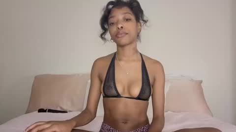 Anna online show from November 2025 01:29:01 AM