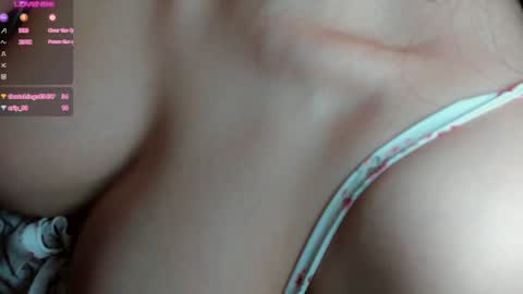 Snapshot of cupcakepancake chatting on January 2025 12:29:01 AM Diana face in private online show from January 2025 12:29:01 AM