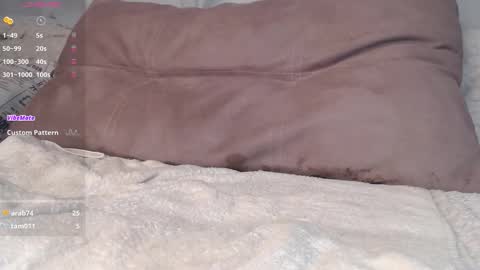 Jessy online show from November 2025 06:57:02 PM