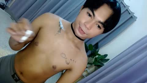 Xyrien online show from April 2026 07:42:02 AM