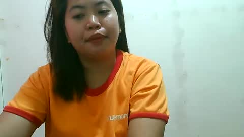 Snapshot of curious_girl247 chatting on January 2025 01:15:01 AM curious_girl247 online show from January 2025 01:15:01 AM