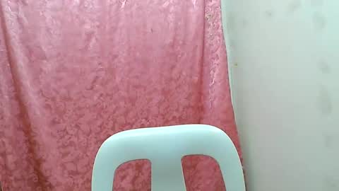 Snapshot of curious_girl247 chatting on February 2025 10:31:01 PM curious_girl247 online show from February 2025 10:31:01 PM