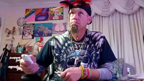 Feathers online show from December 2025 08:43:01 AM