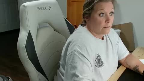 curious couple online show from February 2025 09:17:01 PM