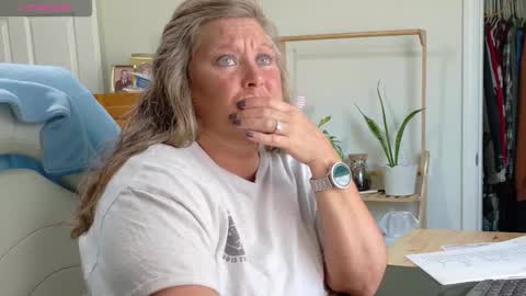 curious couple online show from February 2026 06:45:01 PM