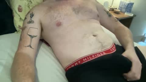 Snapshot of curiousmax18 chatting on February 2025 06:32:02 PM Maxx online show from February 2025 06:32:02 PM