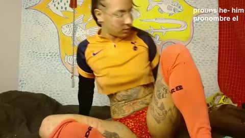 Snapshot of curuba_ chatting on December 2024 08:23:02 PM Curuba online show from December 2024 08:23:02 PM