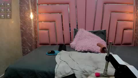 Snapshot of curvy_alyanna chatting on November 2025 11:43:02 AM Alyanna online show from November 2025 11:43:02 AM