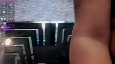 Snapshot of curvy_alyanna chatting on November 2025 12:15:02 PM Alyanna online show from November 2025 12:15:02 PM