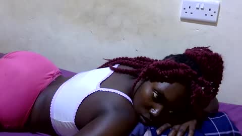 curvy_queen12 online show from July 2026 07:33:01 AM
