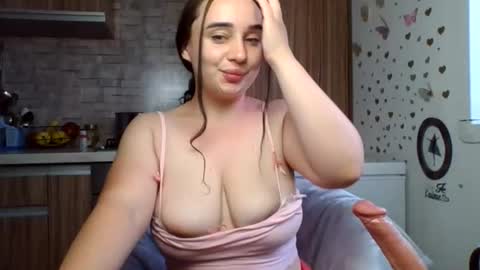 Snapshot of curvybombb chatting on July 2026 05:18:02 PM curvybombb online show from July 2026 05:18:02 PM
