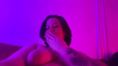 CurvyFlora online show from February 2025 05:01:01 AM