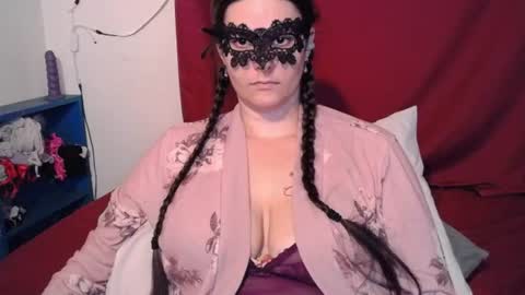 Snapshot of curvygamerceline chatting on June 2026 06:43:01 PM Celine Fawe online show from June 2026 06:43:01 PM