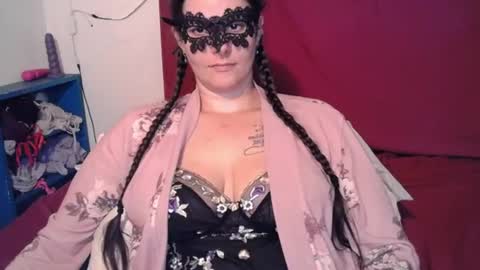 Snapshot of curvygamerceline chatting on June 2026 12:04:01 AM Celine Fawe online show from June 2026 12:04:01 AM