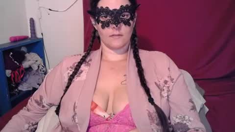 Snapshot of curvygamerceline chatting on June 2026 10:35:01 PM Celine Fawe online show from June 2026 10:35:01 PM