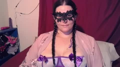 Snapshot of curvygamerceline chatting on June 2026 05:10:01 AM Celine Fawe online show from June 2026 05:10:01 AM