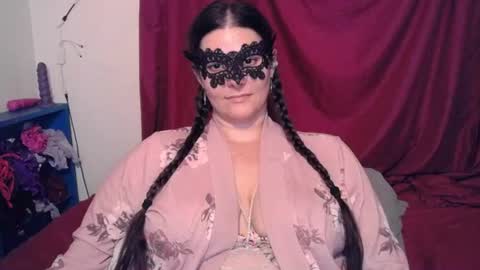 Snapshot of curvygamerceline chatting on July 2026 11:14:02 PM Celine Fawe online show from July 2026 11:14:02 PM