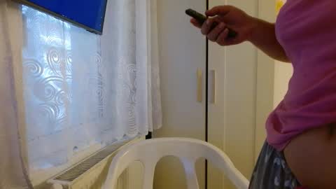 Snapshot of curvymomylore chatting on February 2026 11:09:02 AM Lore online show from February 2026 11:09:02 AM