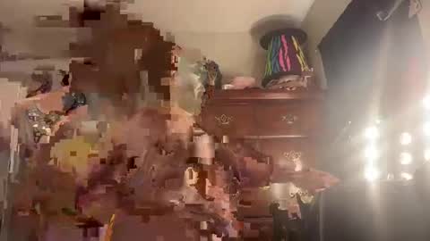 Snapshot of cushiontopushin chatting on March 2025 03:05:02 PM cushiontopushin online show from March 2025 03:05:02 PM