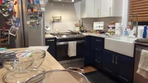 Snapshot of cutcollection chatting on February 2025 03:32:02 AM CutCollection online show from February 2025 03:32:02 AM