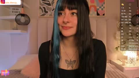 Amber  online show from November 2025 08:54:02 PM