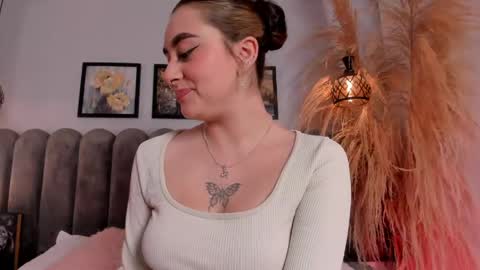 Amber  online show from April 2026 07:58:01 PM