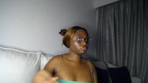 Liya online show from April 2026 11:51:02 PM