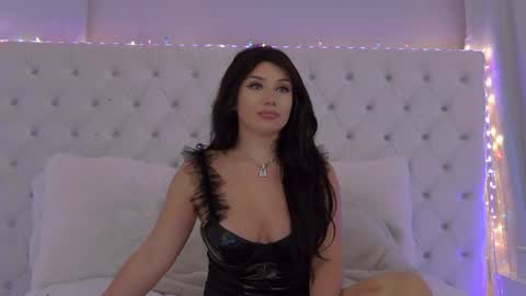 Snapshot of cute_b_alice chatting on September 2025 05:29:01 AM Alissa online show from September 2025 05:29:01 AM