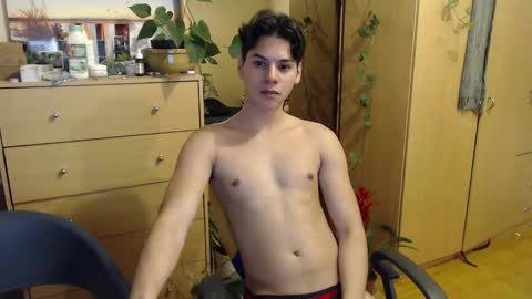 Snapshot of cute_boy859 chatting on December 2024 08:16:02 PM Tomas online show from December 2024 08:16:02 PM